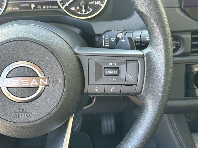 new 2025 Nissan Pathfinder car, priced at $33,851
