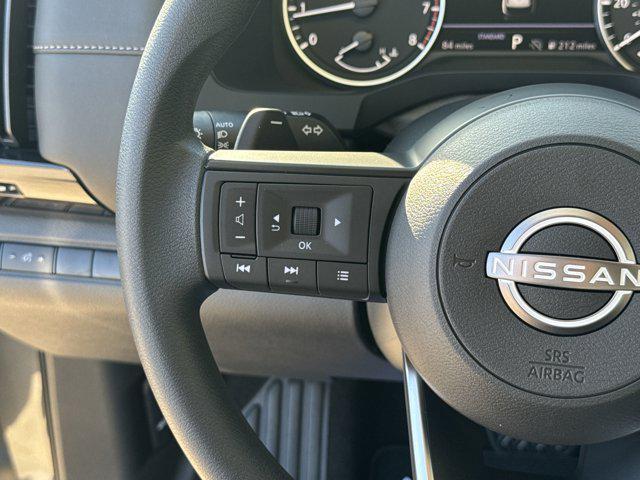 new 2025 Nissan Pathfinder car, priced at $33,851