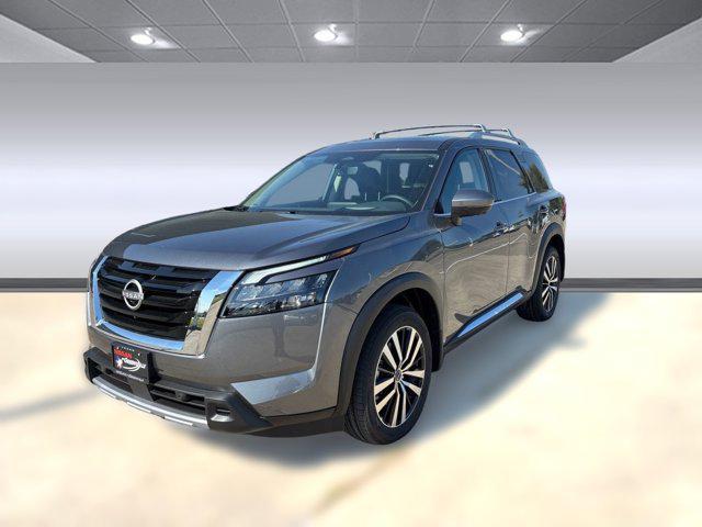 new 2025 Nissan Pathfinder car, priced at $44,851