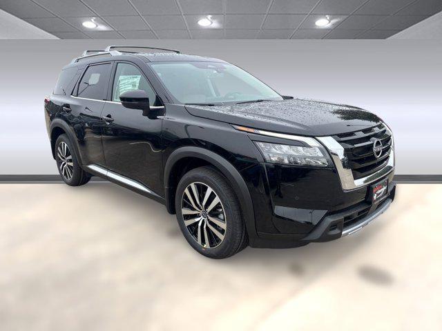 new 2025 Nissan Pathfinder car, priced at $45,051