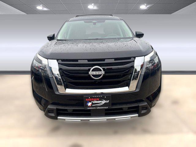 new 2025 Nissan Pathfinder car, priced at $45,051
