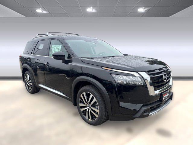 new 2025 Nissan Pathfinder car, priced at $40,991