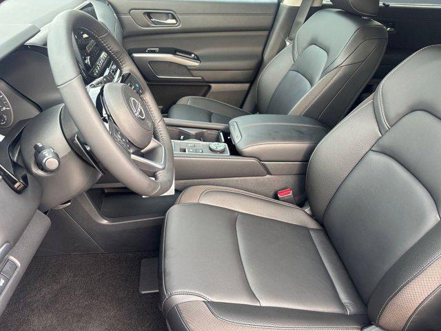new 2025 Nissan Pathfinder car, priced at $37,581