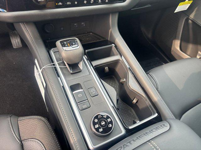 new 2025 Nissan Pathfinder car, priced at $37,581