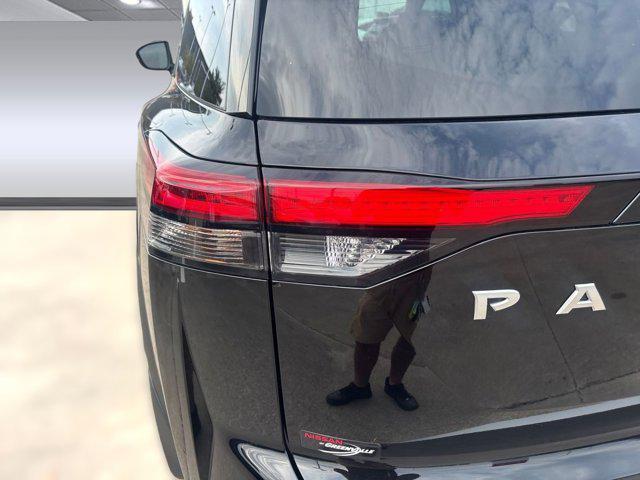new 2025 Nissan Pathfinder car, priced at $37,581