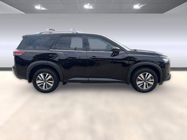 new 2025 Nissan Pathfinder car, priced at $37,581