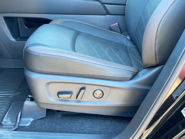 new 2025 Nissan Pathfinder car, priced at $41,992