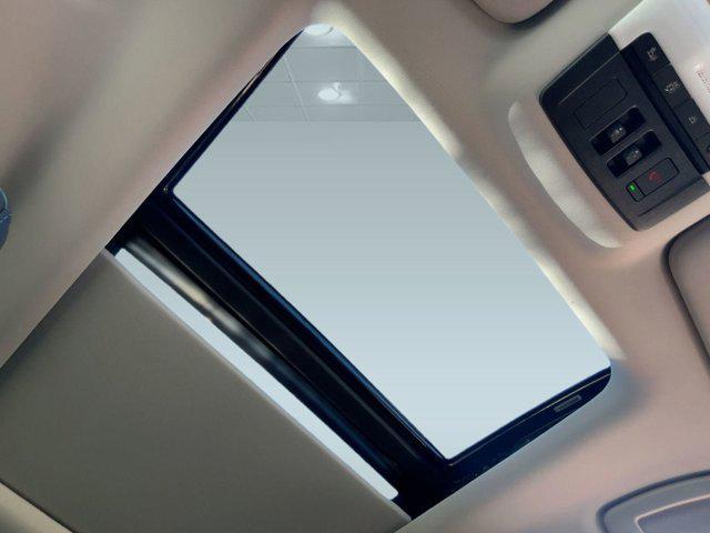 new 2025 Nissan Pathfinder car, priced at $41,992