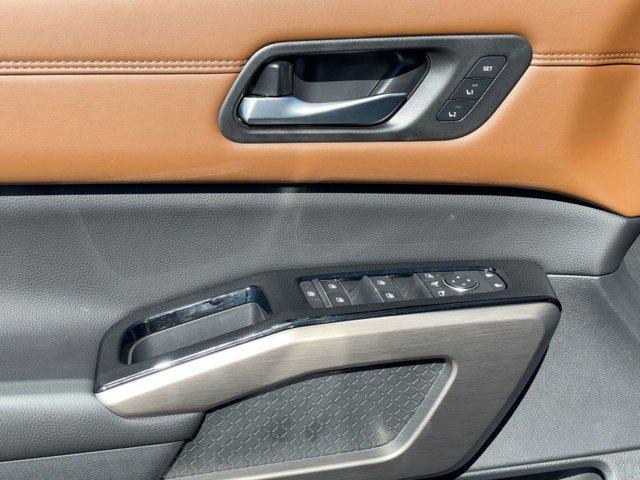 new 2025 Nissan Pathfinder car, priced at $41,791