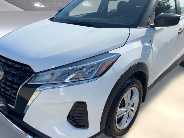new 2025 Nissan Kicks car, priced at $21,821