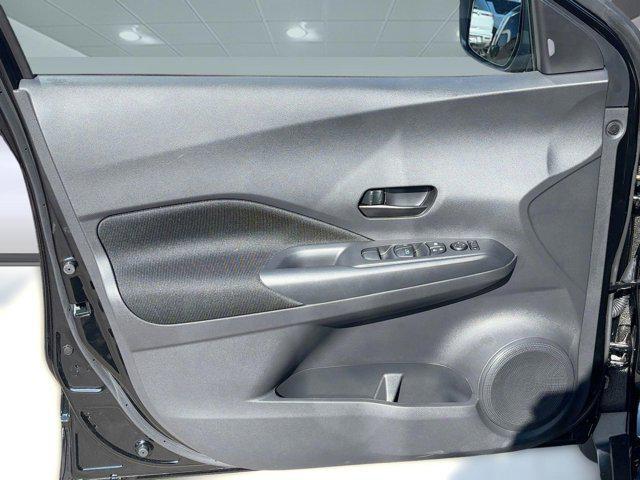 new 2025 Nissan Kicks car, priced at $21,821