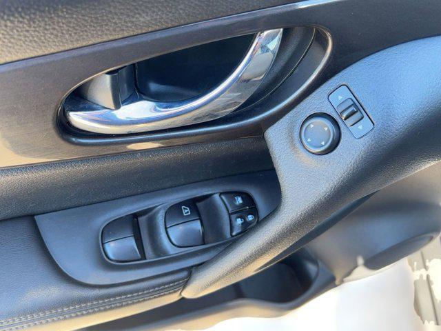 used 2020 Nissan Rogue car, priced at $13,498