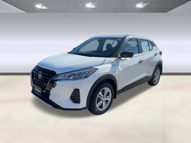 new 2025 Nissan Kicks car, priced at $22,021