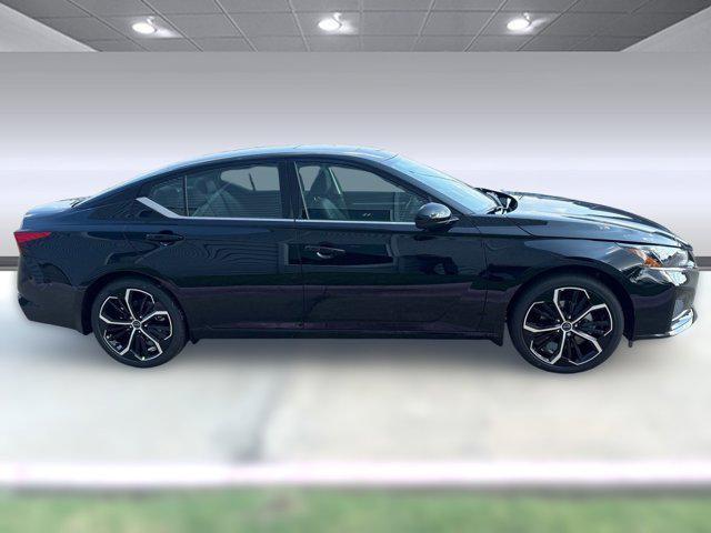 new 2025 Nissan Altima car, priced at $30,661