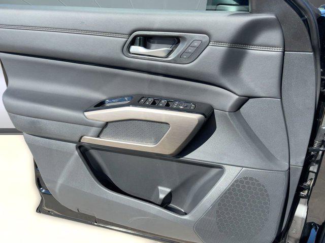 new 2025 Nissan Pathfinder car, priced at $43,791