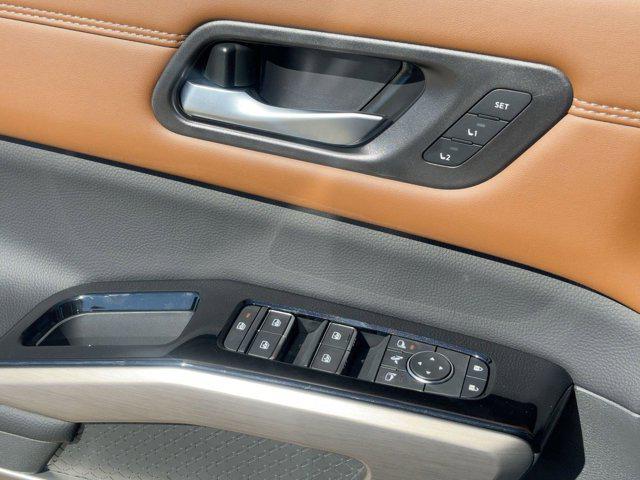 new 2025 Nissan Pathfinder car, priced at $44,891