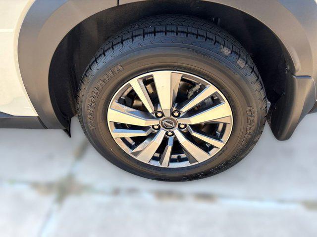 used 2022 Nissan Pathfinder car, priced at $27,999
