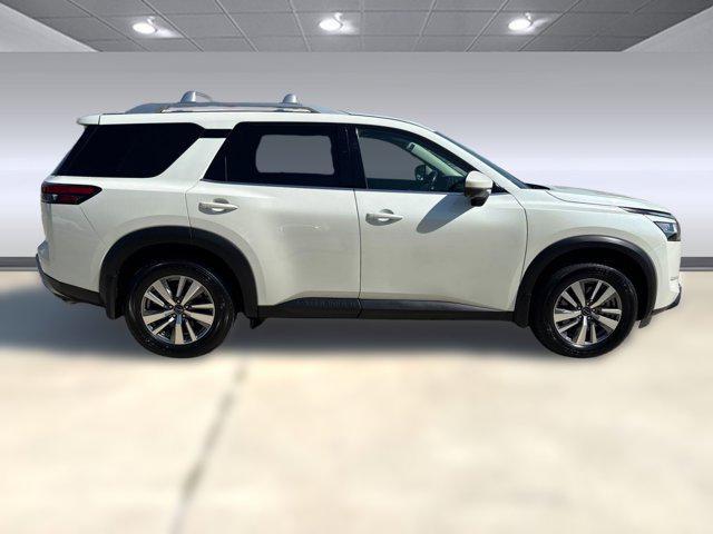 used 2022 Nissan Pathfinder car, priced at $27,999