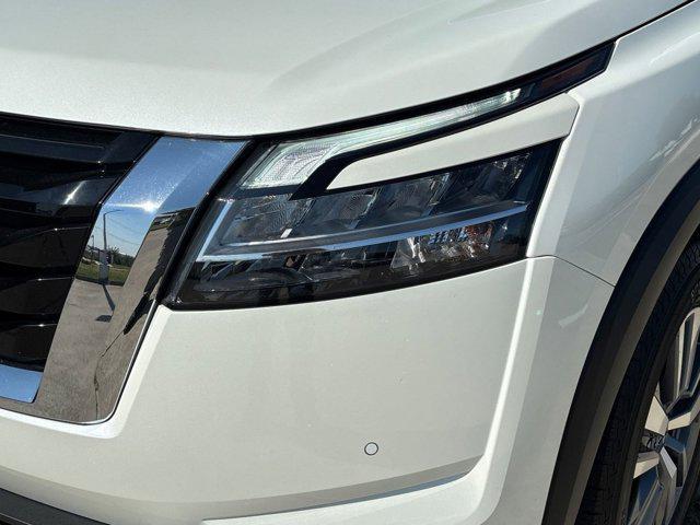 used 2022 Nissan Pathfinder car, priced at $27,999