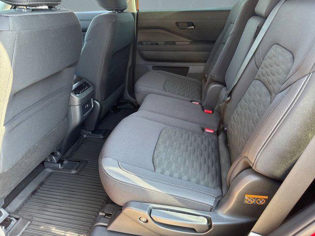 new 2025 Nissan Pathfinder car, priced at $35,301
