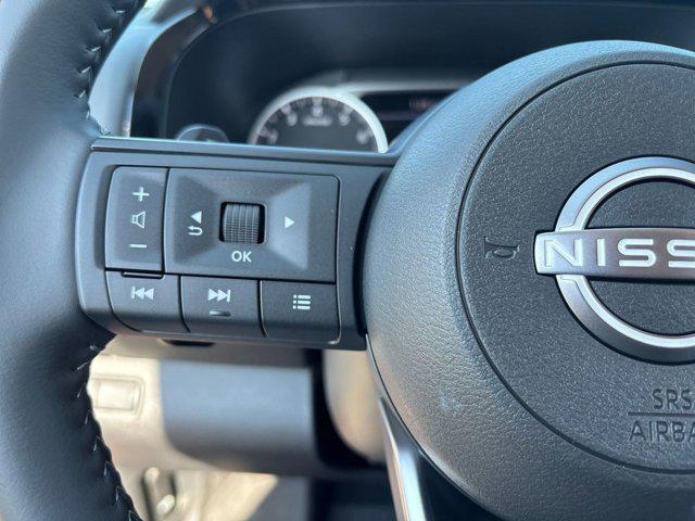 new 2025 Nissan Pathfinder car, priced at $35,301