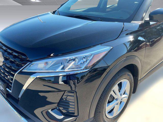 new 2025 Nissan Kicks car, priced at $21,821