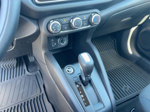 new 2025 Nissan Kicks car, priced at $22,021