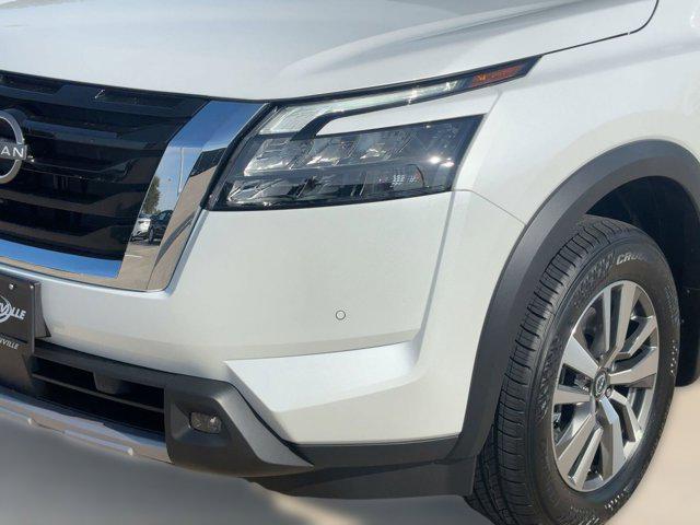 new 2025 Nissan Pathfinder car, priced at $35,491