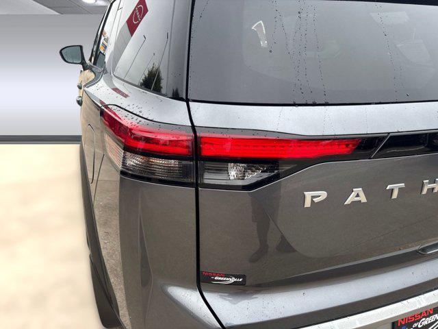 new 2025 Nissan Pathfinder car, priced at $45,051