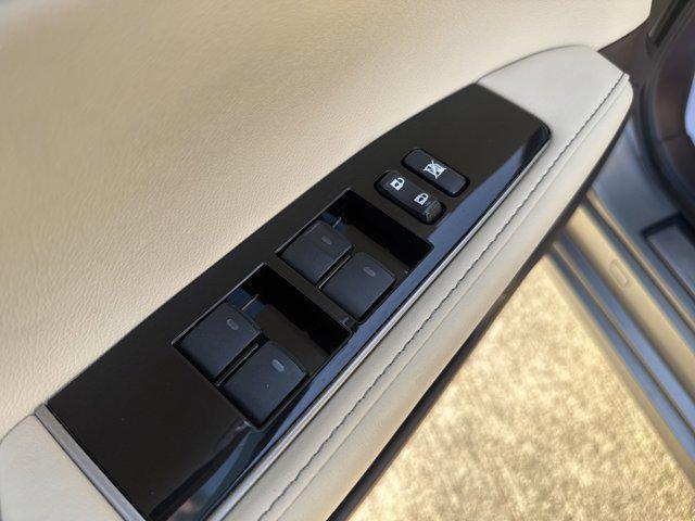 used 2016 Lexus ES 350 car, priced at $19,999