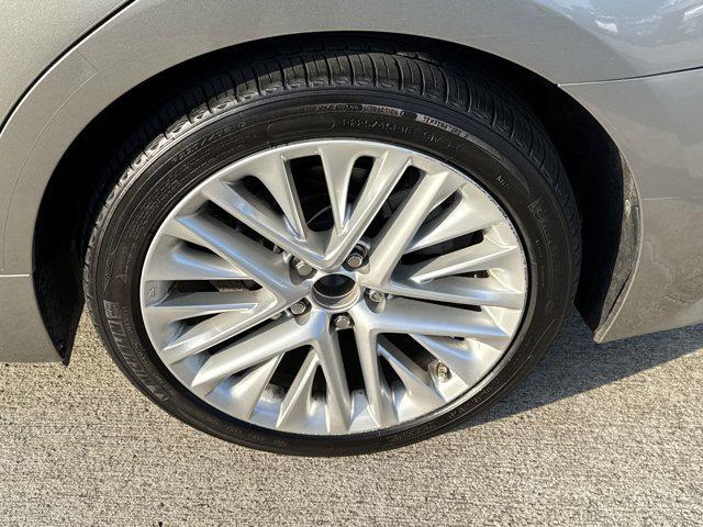 used 2016 Lexus ES 350 car, priced at $19,999