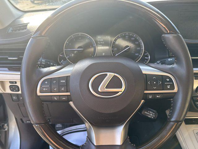 used 2016 Lexus ES 350 car, priced at $19,999