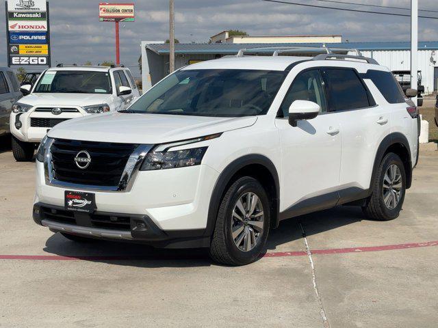new 2025 Nissan Pathfinder car, priced at $36,991