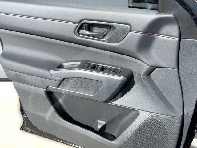 new 2025 Nissan Pathfinder car, priced at $36,991