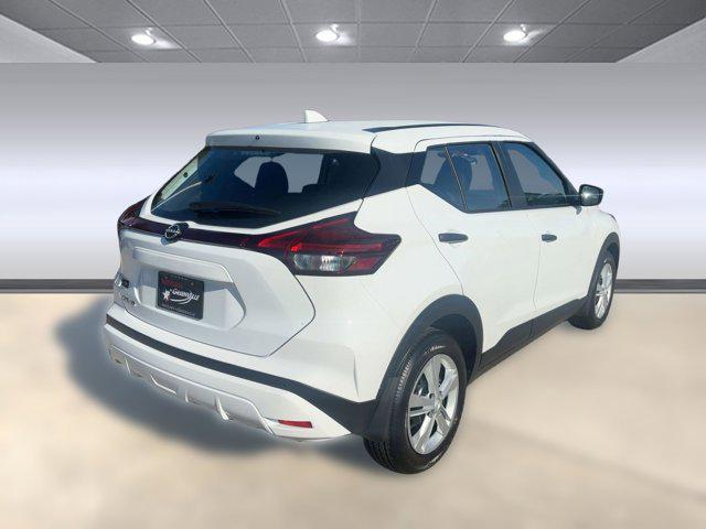 new 2025 Nissan Kicks car, priced at $21,821