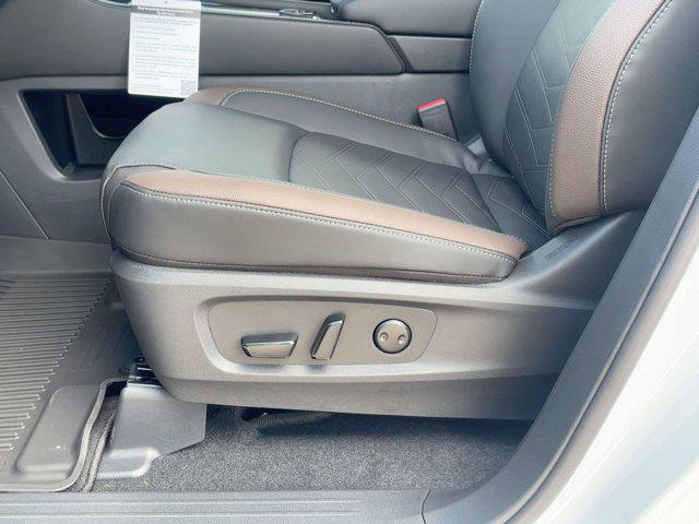 new 2025 Nissan Pathfinder car, priced at $44,491