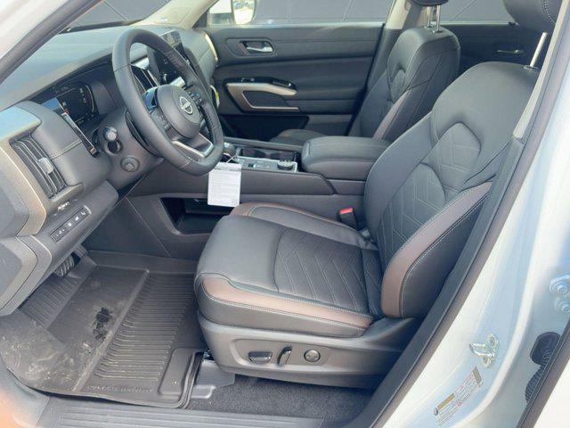 new 2025 Nissan Pathfinder car, priced at $44,491