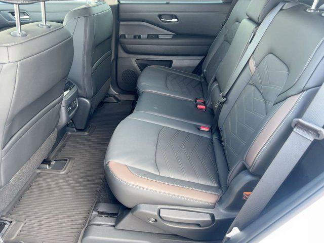 new 2025 Nissan Pathfinder car, priced at $44,491