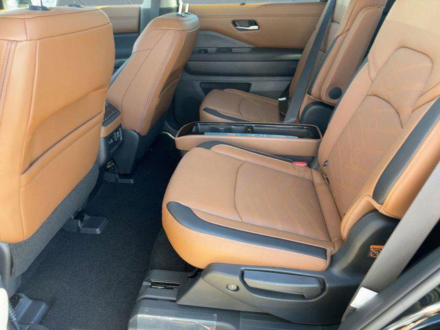 new 2025 Nissan Pathfinder car, priced at $42,791