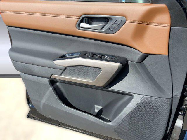 new 2025 Nissan Pathfinder car, priced at $42,791