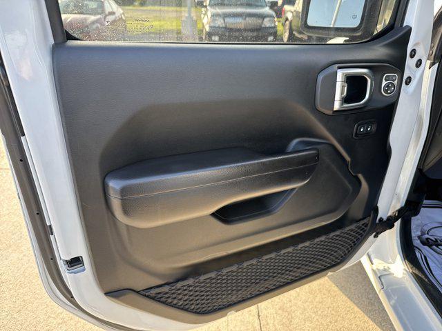 used 2019 Jeep Wrangler Unlimited car, priced at $19,998