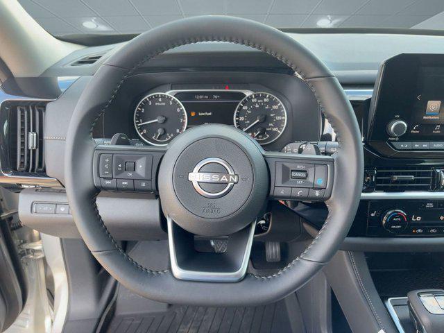 new 2025 Nissan Pathfinder car, priced at $34,391