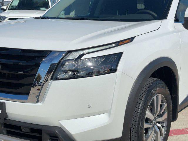 new 2025 Nissan Pathfinder car, priced at $38,491