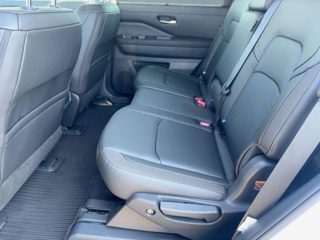 new 2025 Nissan Pathfinder car, priced at $38,491