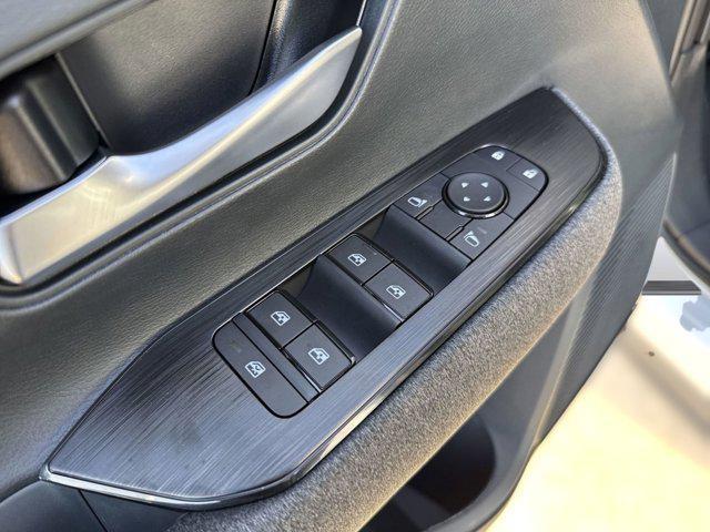 new 2025 Nissan Kicks car, priced at $25,292