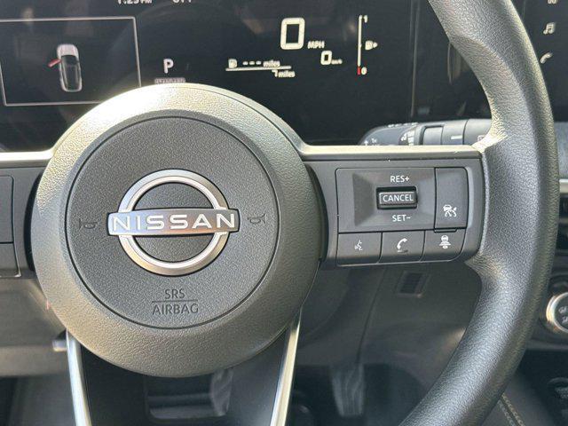 new 2025 Nissan Kicks car, priced at $25,292