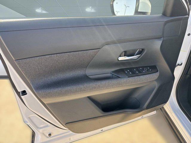 new 2025 Nissan Kicks car, priced at $25,292