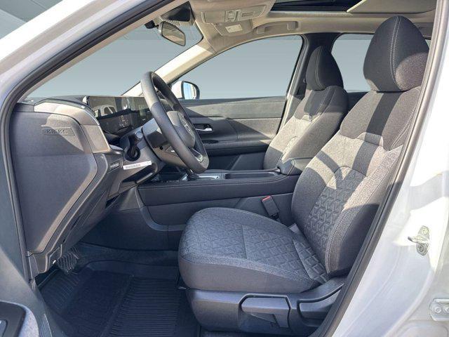 new 2025 Nissan Kicks car, priced at $25,292