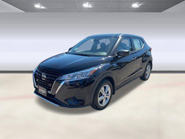 new 2025 Nissan Kicks car, priced at $22,021