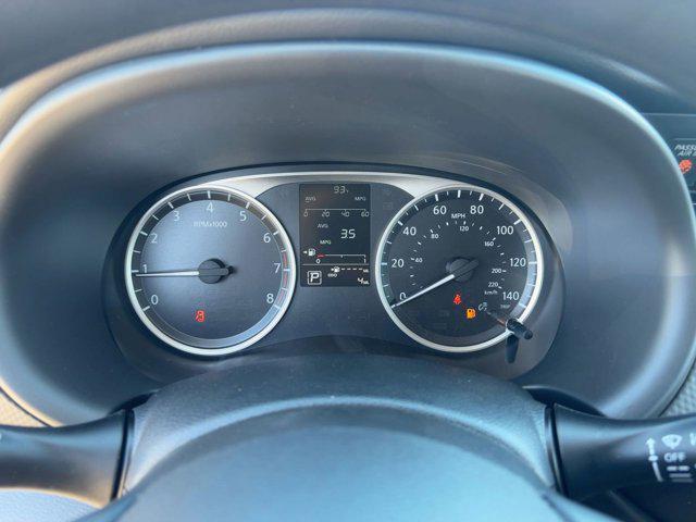 new 2025 Nissan Kicks car, priced at $22,021